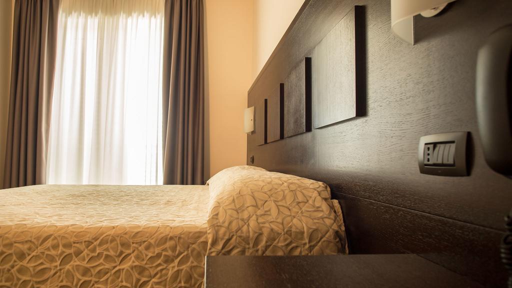 Hotel I Crespi Grosseto Exteriör bild