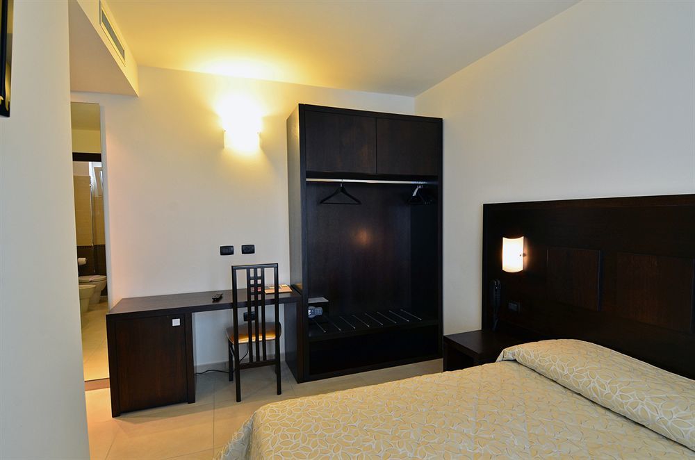 Hotel I Crespi Grosseto Exteriör bild